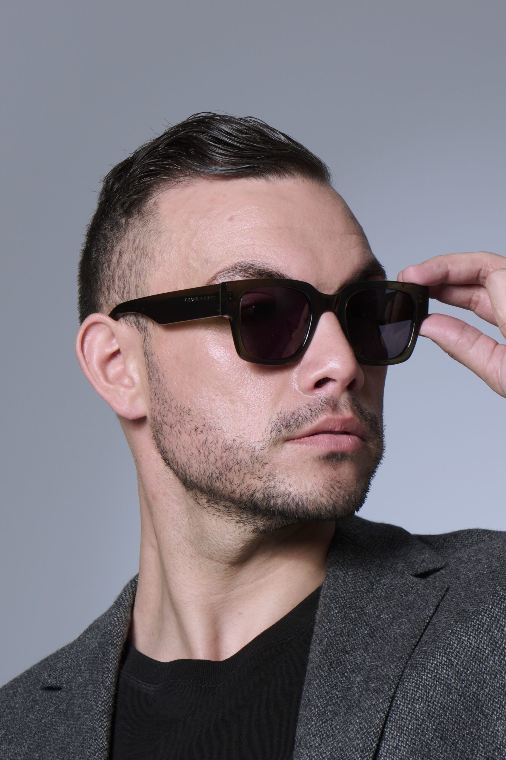 BLACK SUNGLASSES MEN WOMEN UNISEX